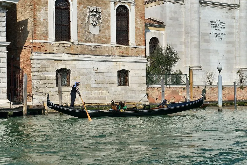 Bed & Breakfast Residenza Ruga Giuffa Venice