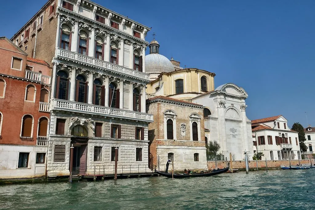 Residenza Ruga Giuffa Venice 2*, Castello (Varese)