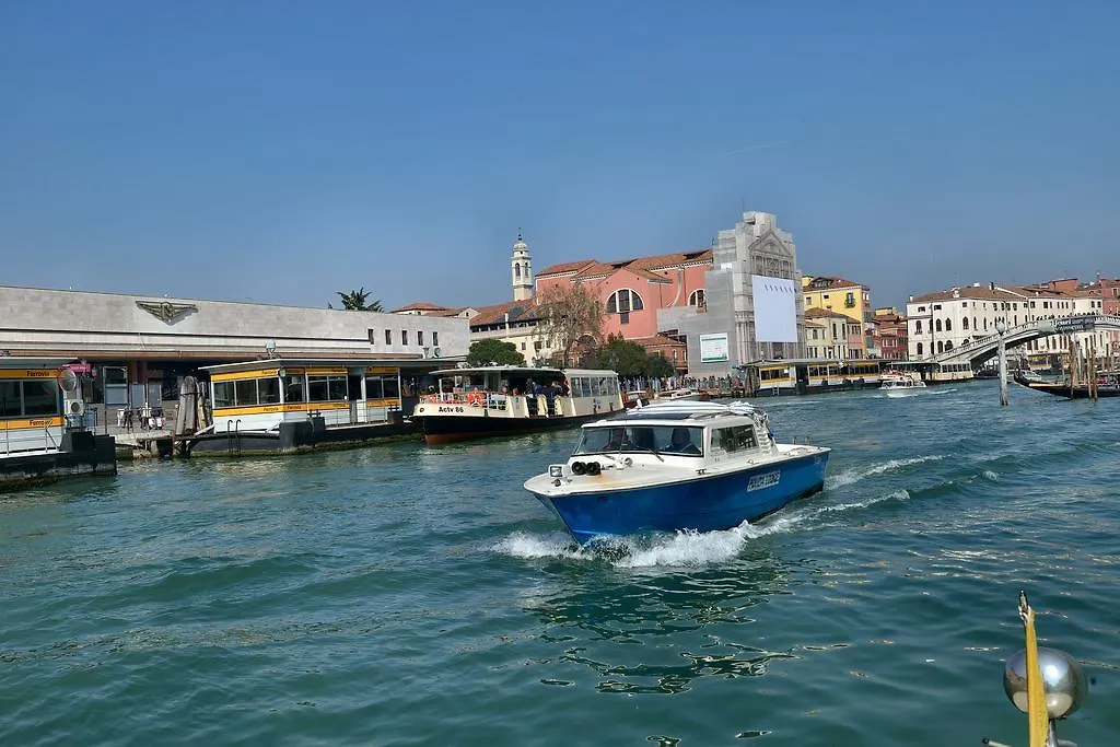 Residenza Ruga Giuffa Venice Italy