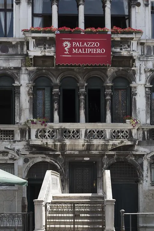 Bed & Breakfast Residenza Ruga Giuffa Venice
